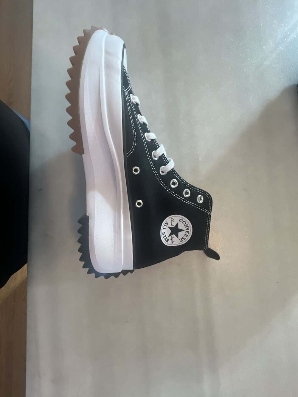 Converse Run Star Hike High Top Sneakers Black White Gum Mens 9 Womens 10.5